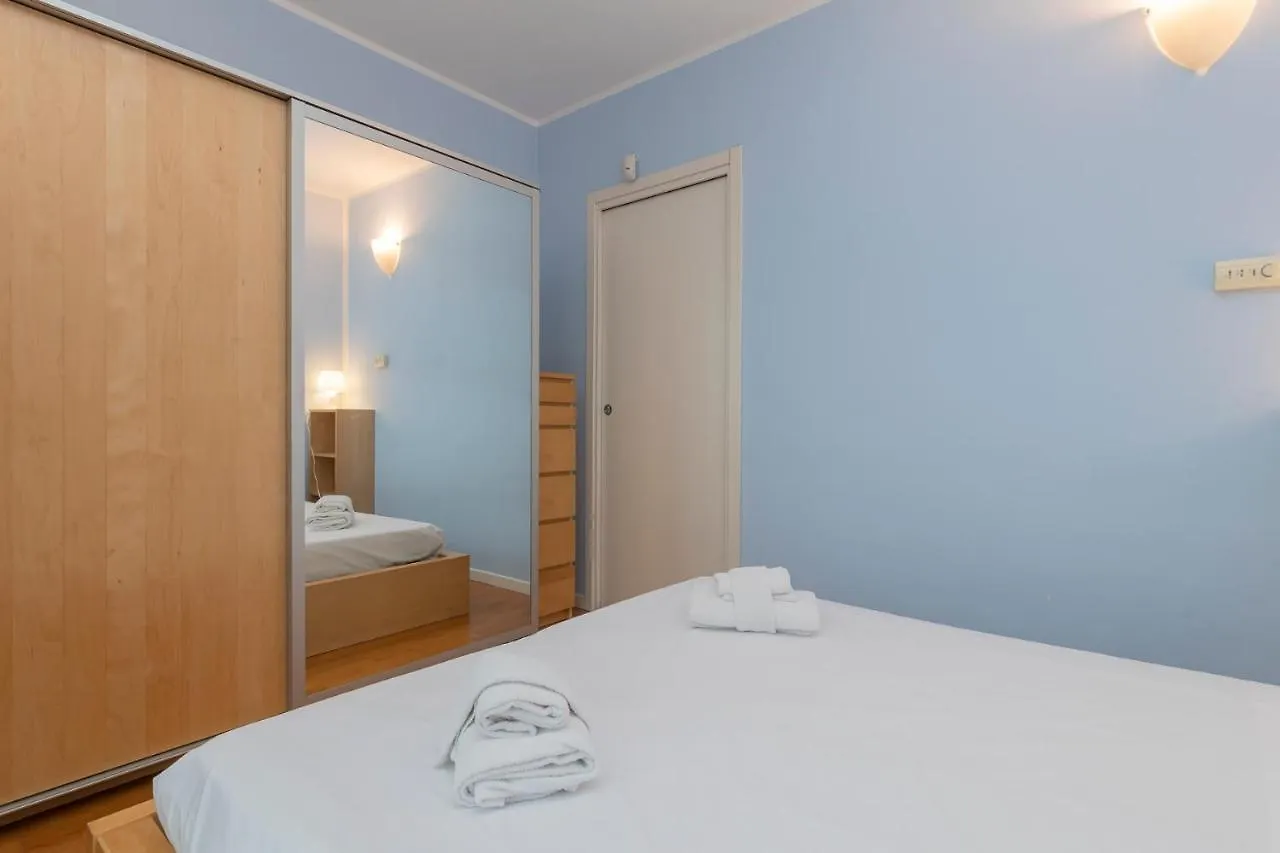 Design Apartment Near Linate - Salomone Milaan 0*,  Italië