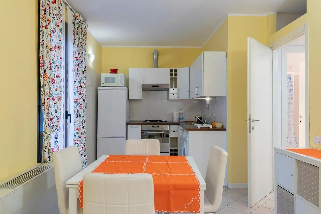 Design Apartment Near Linate - Salomone Milaan